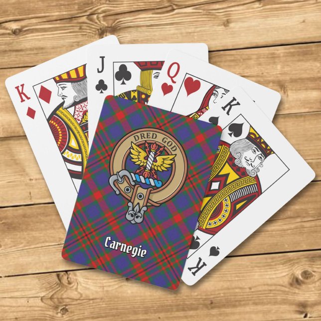 Clan Carnegie Wappen über Tartan Spielkarten (Von Creator hochgeladen)