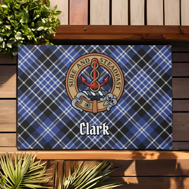 Clan Clark Wappen über Tartan Fußmatte (Von Creator hochgeladen)