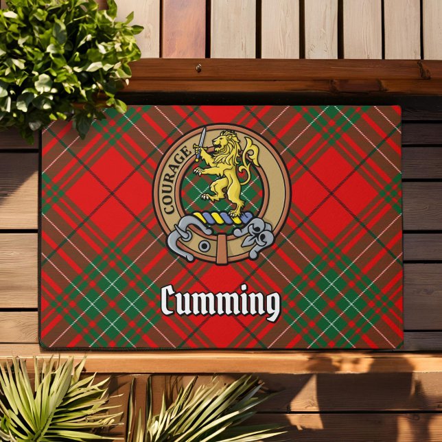 Clan Cumming Wappen über Tartan Fußmatte (Von Creator hochgeladen)