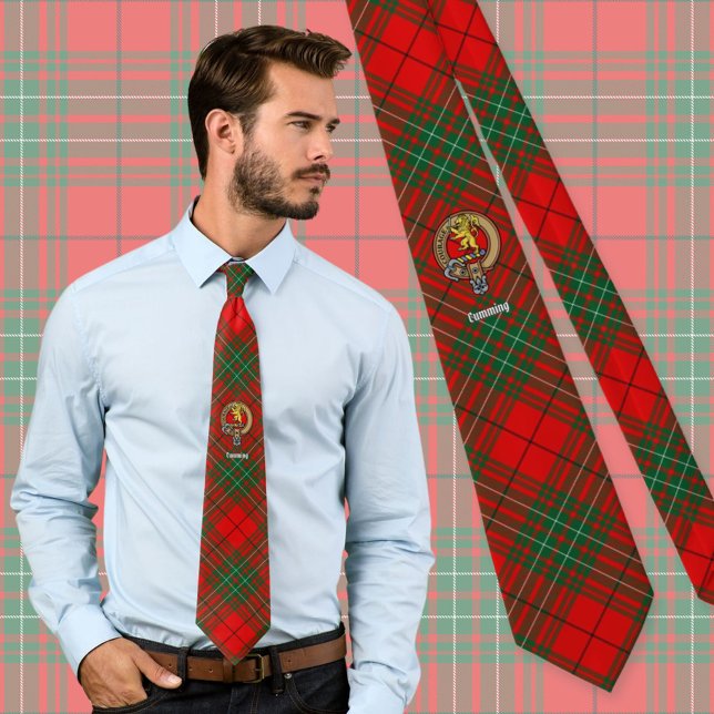 Clan Cumming Wappen über Tartan Krawatte (Von Creator hochgeladen)