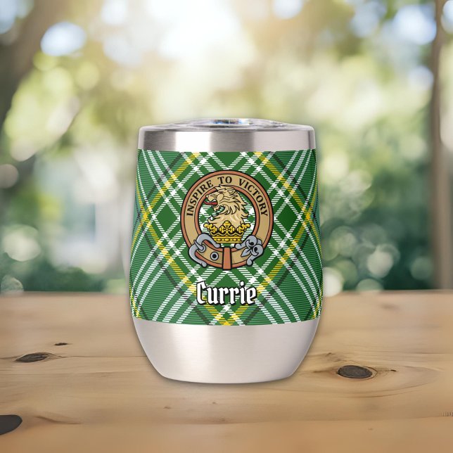 Clan Currie Lion Wappen über Tartan (Von Creator hochgeladen)