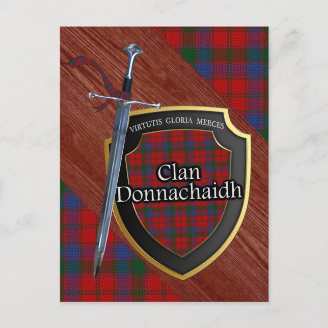 Clan Donnachaidh Tartan Sword & Shield Postkarte (Vorderseite)