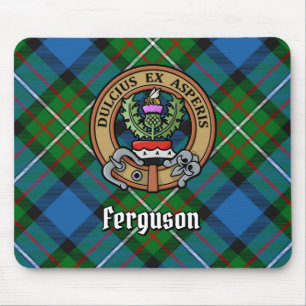 Clan Ferguson Wappen über Tartan Mousepad