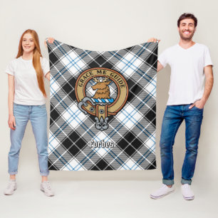 Clan Forbes Wappen über Dress Tartan Fleecedecke