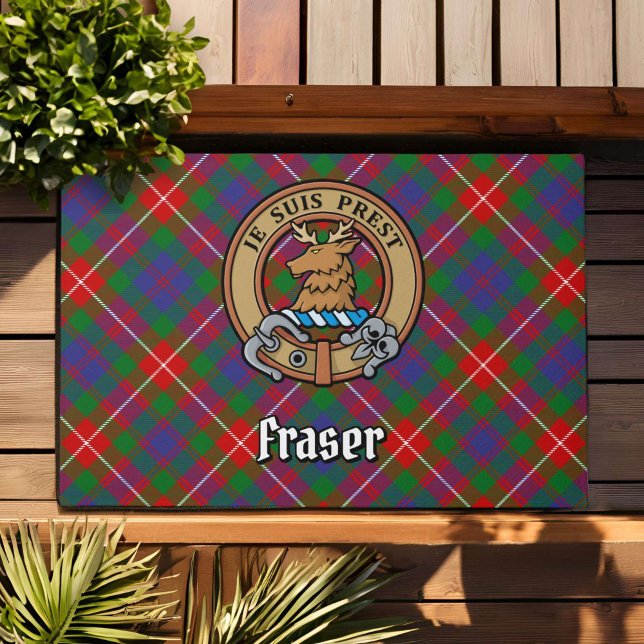 Clan Fraser von Lovat Wappen über Tartan Fußmatte (Von Creator hochgeladen)