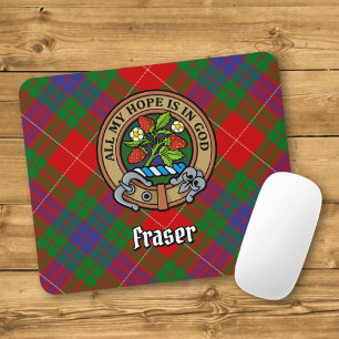 Clan Fraser Wappen über Tartan Mousepad