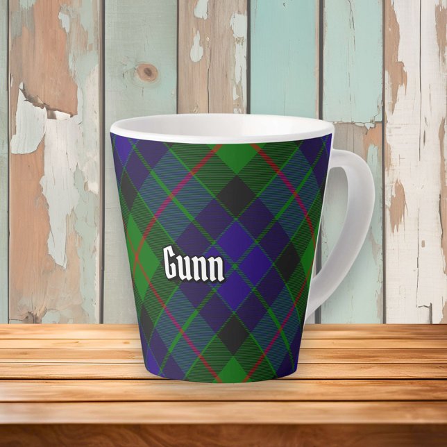 Clan Gunn Tartan Latte Tasse (Von Creator hochgeladen)