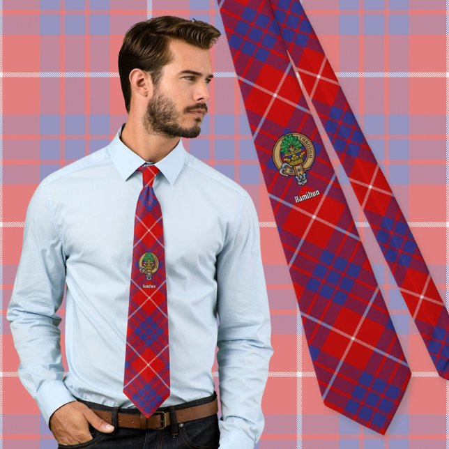 Clan Hamilton Wappen über Red Tartan Krawatte (Von Creator hochgeladen)