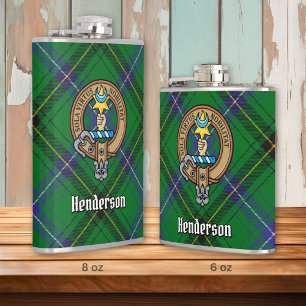 Clan Henderson Wappen über Tartan Flachmann