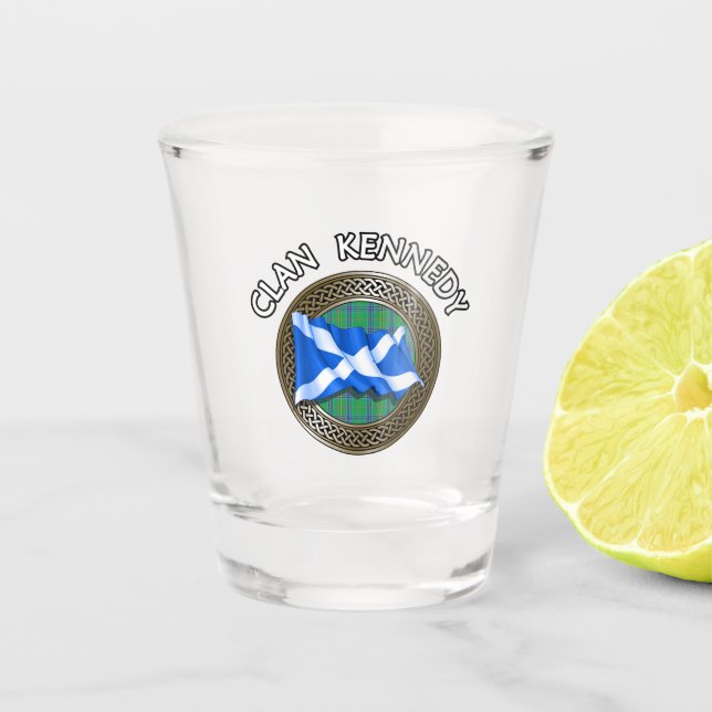 Clan Kennedy Tartan Knot & Flag Schnapsglas (Vorderseite)