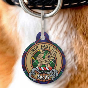 Clan Leslie Wappen über Jagd Tartan Haustiermarke