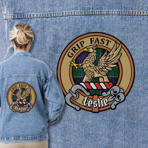Clan Leslie Wappen über Jagd Tartan Jeansjacke