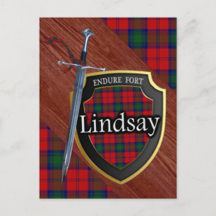 Clan Lindsay Tartan Sword & Shield Postkarte