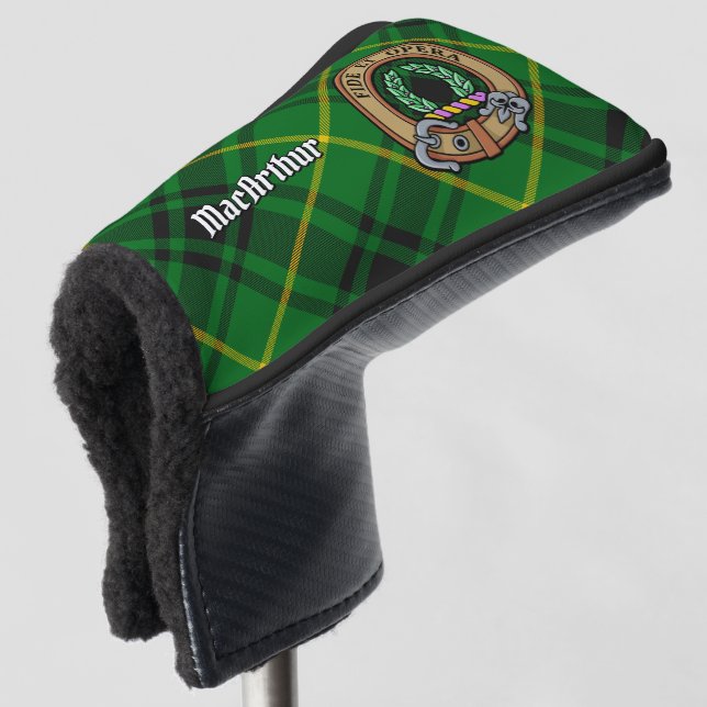 Clan MacArthur Wappen über Tartan Golf Headcover (3/4 Vorderseite)
