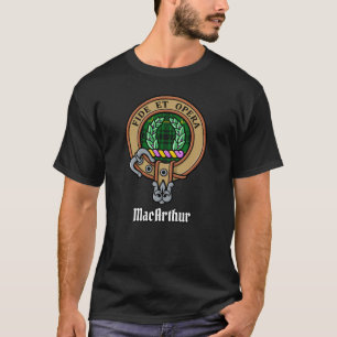 Clan MacArthur Wappen über Tartan T-Shirt