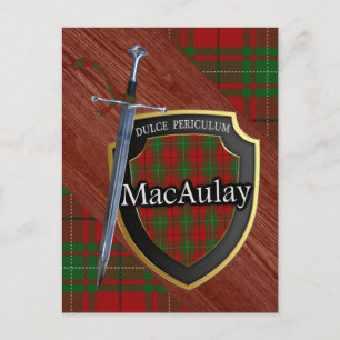 Clan MacAulay Tartan Sword & Shield Postkarte