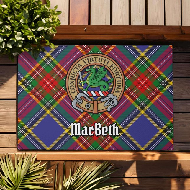 Clan MacBeth Wappen über Tartan Fußmatte (Von Creator hochgeladen)