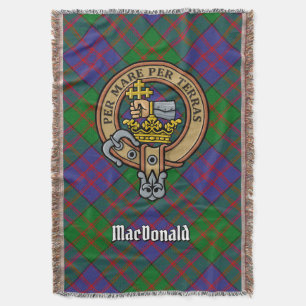 Clan MacDonald-Wappen über Tartan Decke