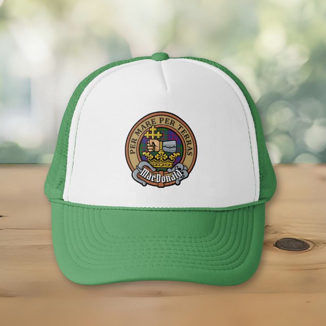 Clan MacDonald Wappen über Tartan Trucker Hat Truckerkappe (Von Creator hochgeladen)