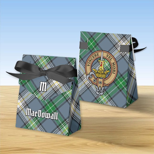 Clan MacDowall Wappen über Tartan Geschenkschachtel (Von Creator hochgeladen)