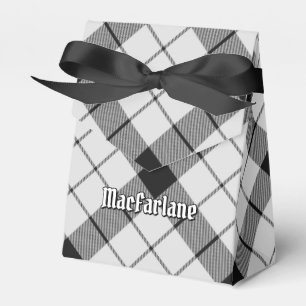 Clan MacFarlane Black and White Tartan Geschenkschachtel