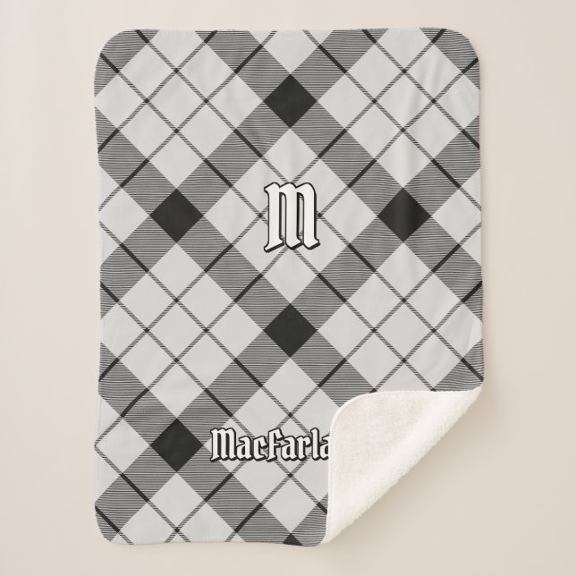 Clan MacFarlane Black and White Tartan Sherpadecke (Vorderseite)