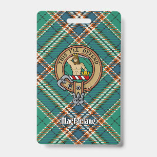 Clan MacFarlane Wappen über altem Jagdtartan Ausweis