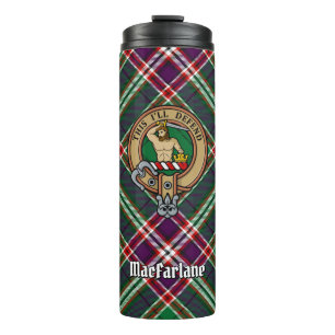 Clan MacFarlane Wappen über Modern Hunting Tartan Thermosbecher
