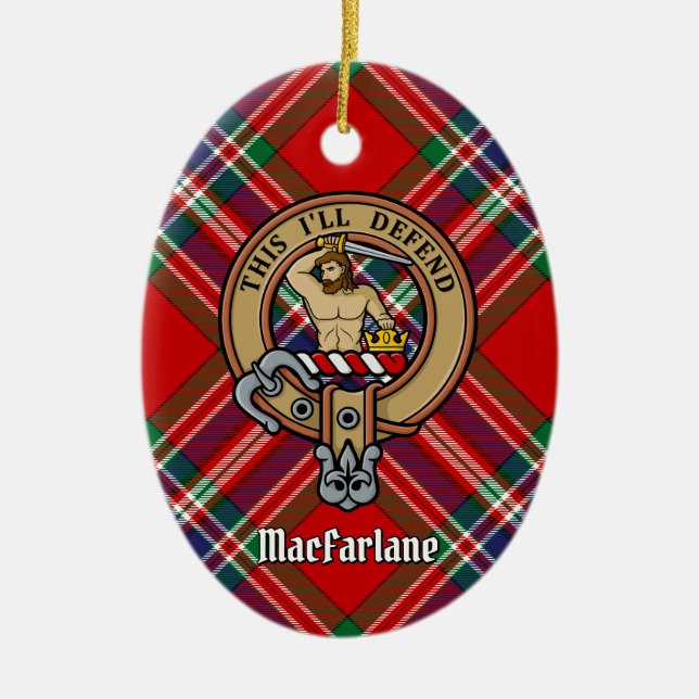 Clan MacFarlane Wappen über Red Tartan Keramik Ornament (Vorne)