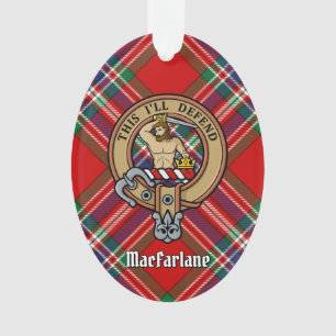 Clan MacFarlane Wappen über Red Tartan Ornament