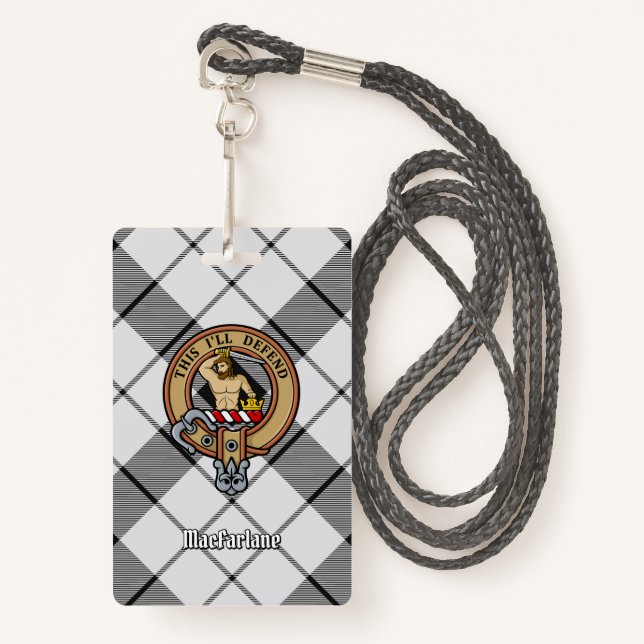 Clan MacFarlane Wappen über Schwarz-Weiß-Tartan Ausweis (Vorderseite mit Schlüsselband)