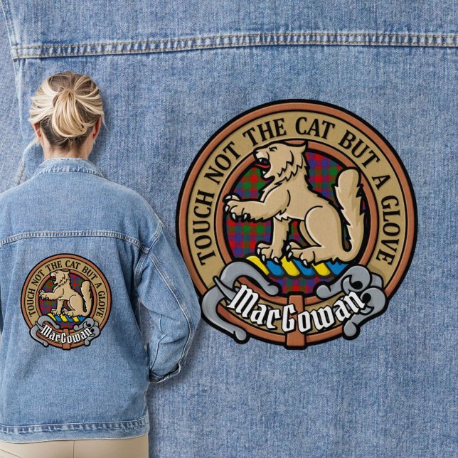 Clan MacGowan Wappen über Tartan Jeansjacke (Von Creator hochgeladen)