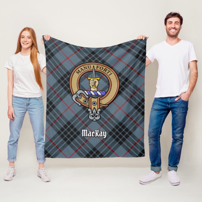 Clan MacKay Wappen über Blue Tartan Fleecedecke (Beispiel)