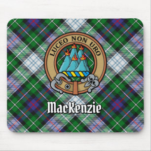 Clan MacKenzie Wappen über Dress Tartan Mousepad