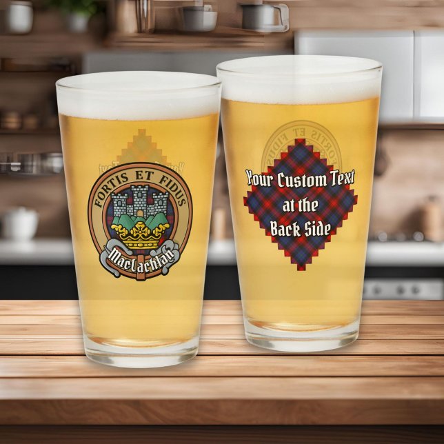 Clan MacLachlan Wappen über Tartan Glas (Von Creator hochgeladen)