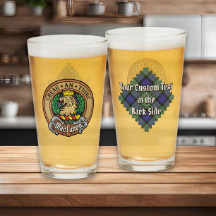 Clan MacLaren Wappen über Tartan Glas