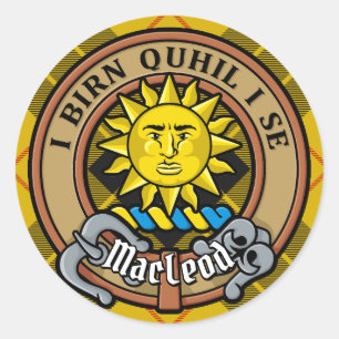 Clan MacLeod von Lewis Wappen über Tartan Runder Aufkleber