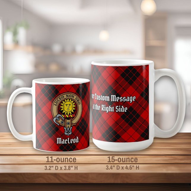 Clan MacLeod von Raasay Wappen über Tartan Kaffeetasse (Von Creator hochgeladen)