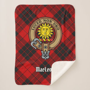 Clan MacLeod von Raasay Wappen über Tartan Sherpadecke
