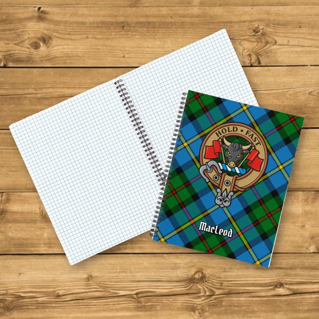 Clan MacLeod Wappen über Jagd Tartan Notizbuch (Von Creator hochgeladen)