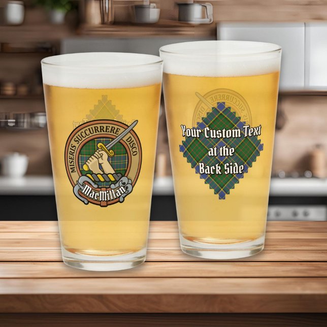 Clan MacMillan Wappen über die Jagd auf Tartan Glas (Von Creator hochgeladen)