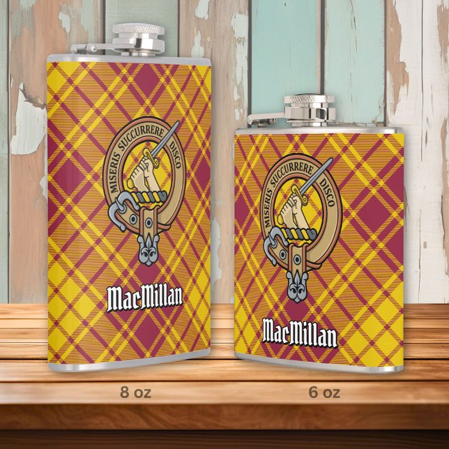 Clan MacMillan Wappen über Dress Tartan Flachmann (Von Creator hochgeladen)