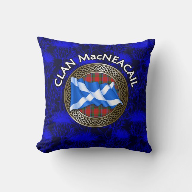 Clan MacNeacail Tartan Knot & Flag Kissen (Vorderseite)