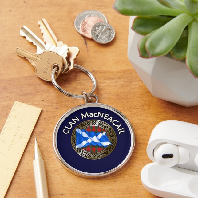 Clan MacNeacail Tartan Knot & Flag Schlüsselanhänger (Schreibtisch)