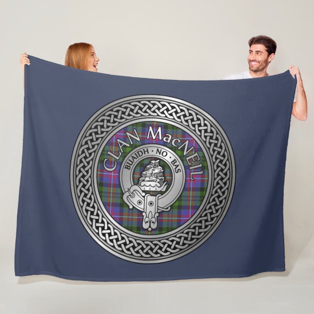 Clan MacNeil Wappen & Tartan Knot Fleecedecke (Beispiel)