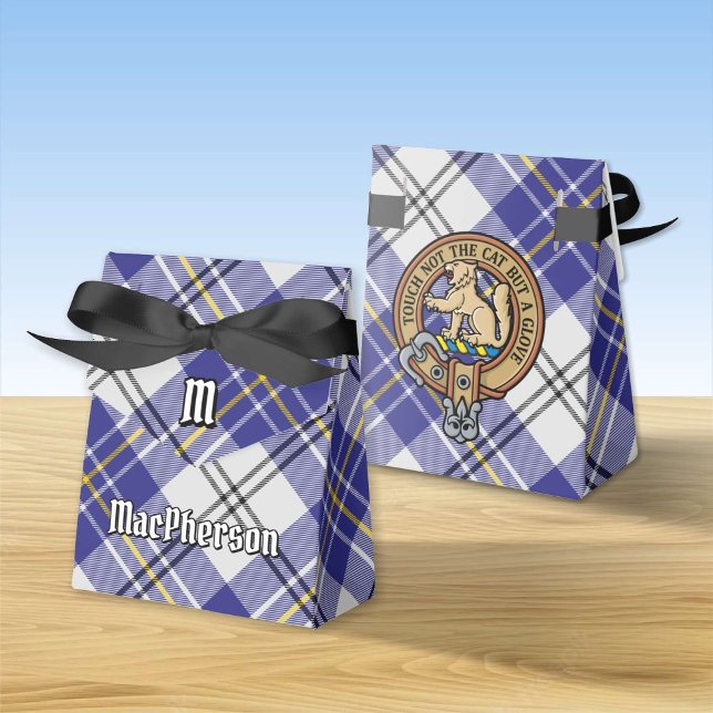 Clan MacPherson Wappen über Blue Dress Tartan Geschenkschachtel (Von Creator hochgeladen)