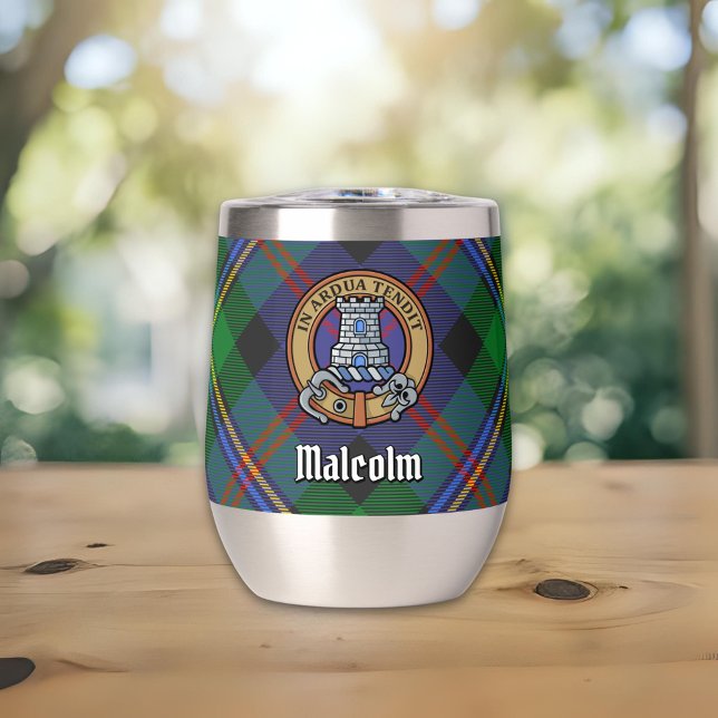 Clan Malcolm-Wappen über Tartan (Von Creator hochgeladen)