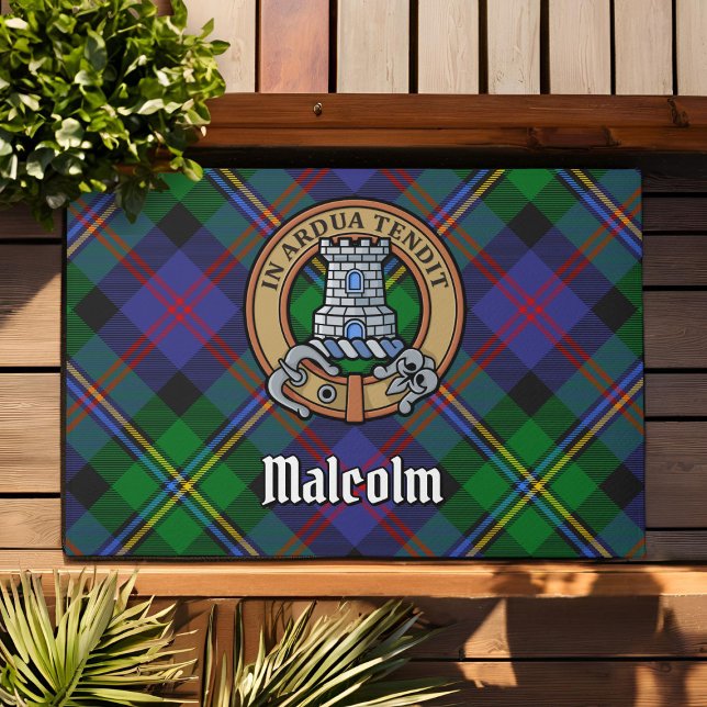 Clan Malcolm-Wappen über Tartan Fußmatte (Von Creator hochgeladen)