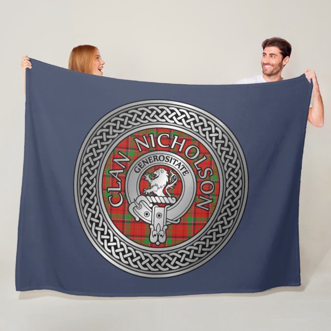 Clan Nicholson Wappen & Tartan Knot Fleecedecke (Beispiel)