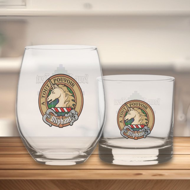 Clan Oliphant Wappen über Tartan Whiskyglas (Von Creator hochgeladen)